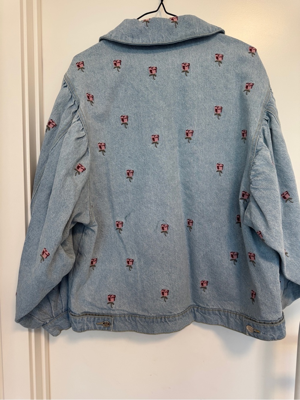 Farm Rio Rose Embroidered Denim
Jacket - Picture 14 of 16